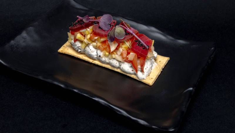 7-course gourmet taster menu on a short walk in Caravaca de la Cruz for just 25.50 euros!