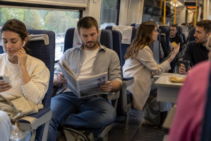 The unwritten rules of public transport: what the etiquette experts say you should actually do